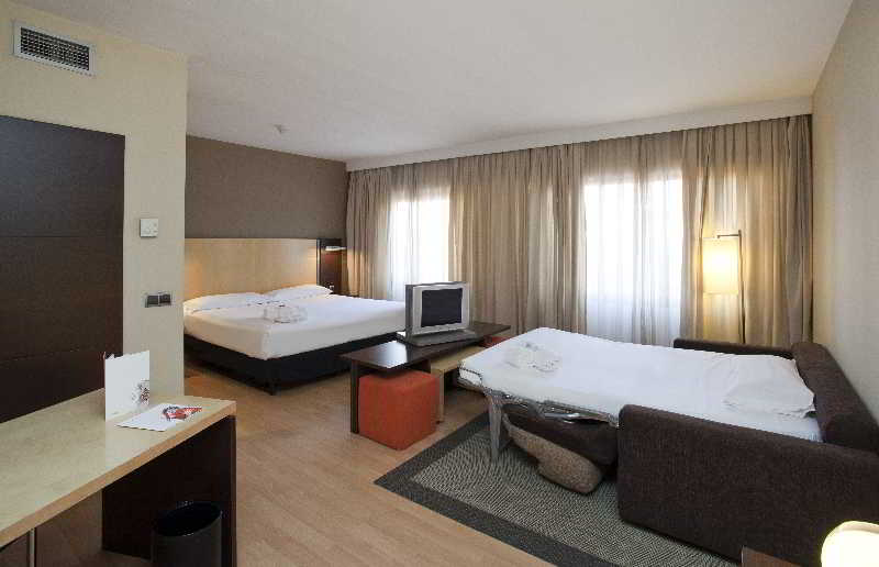 Ilunion Suites Madrid