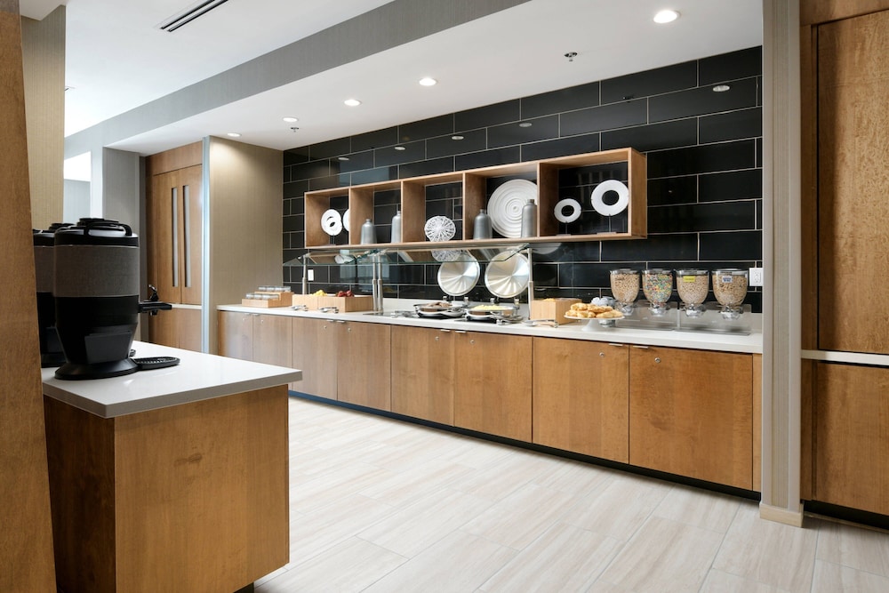 SpringHill Suites by Marriott Texas City - photo 20