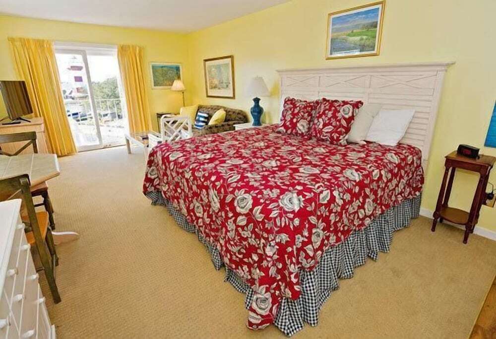 861 Ketch Court at the Sea Pines Resort - featured photo