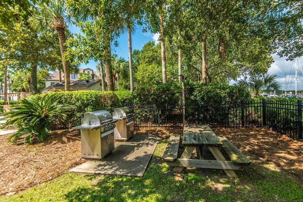 406 Yacht Harbor Court - photo 25