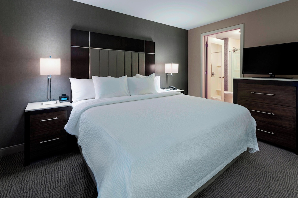 TownePlace Suites Boston Logan Airport Chelsea - photo 22