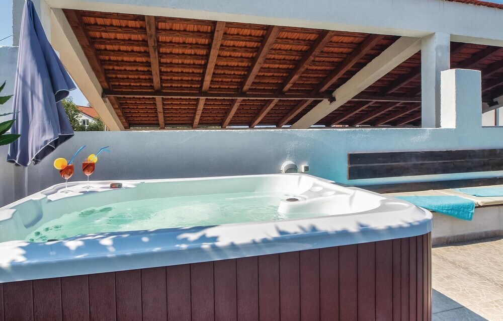 Cozy Home In Okrug Gornji With Sauna — 4-Star Luxury Hotel in Trogir, Croatia