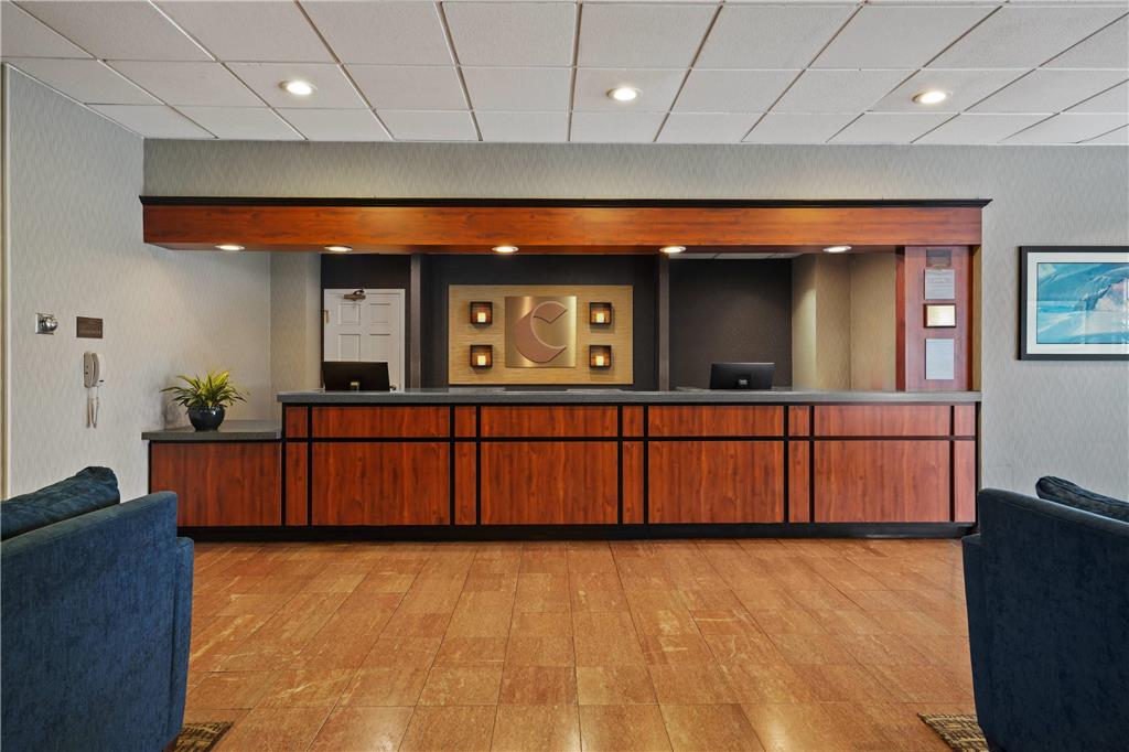 Comfort Inn by the Bay - photo 11