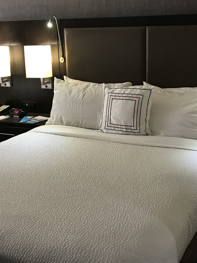 Fairfield Inn & Suites by Marriott New York Staten Island - photo 5