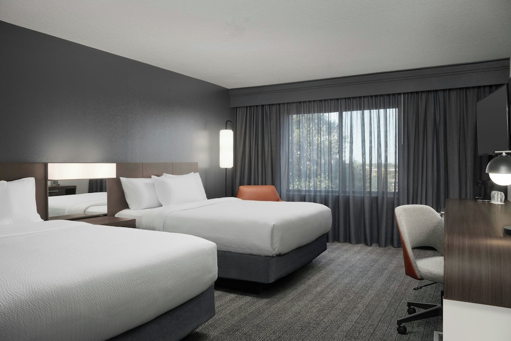 Courtyard by Marriott Lakeland in Lakeland, United States