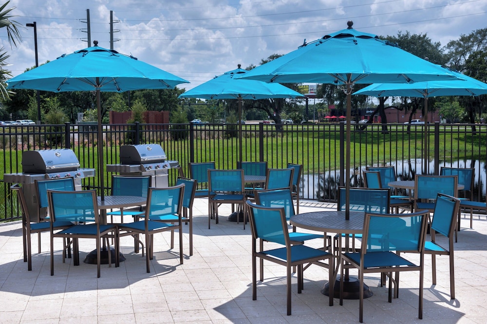 Fairfield Inn & Suites by Marriott Orlando East UCF Area - photo 62