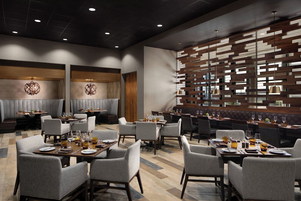 Marriott Dallas Allen Hotel & Convention Center - photo 26