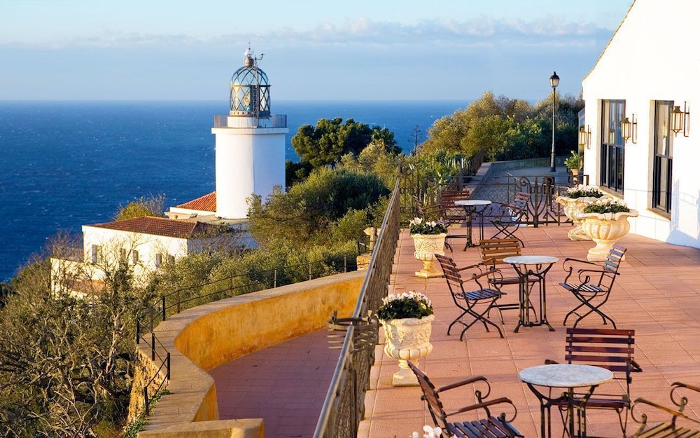 El Far Hotel Restaurant — 4-Star Luxury Hotel in Palafrugell, Spain