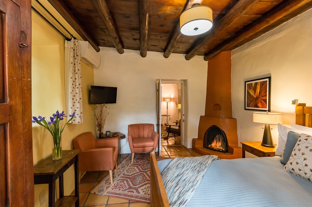 Inn Of The Turquoise Bear - photo 35