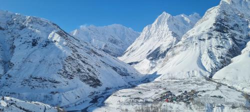 Beyond Rohtang Home Stay — 5-Star Luxury Hotel in Manali, India