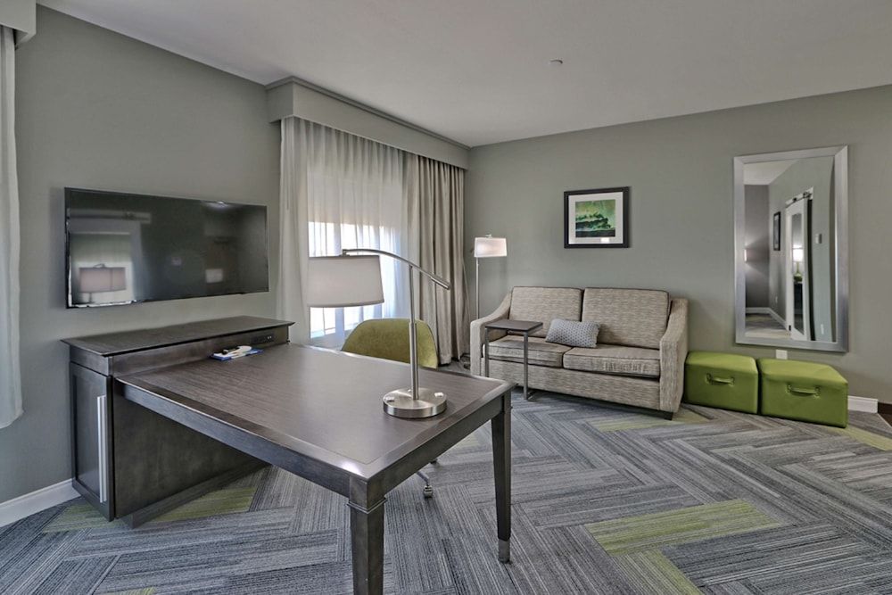 Hampton Inn & Suites Guthrie - photo 11