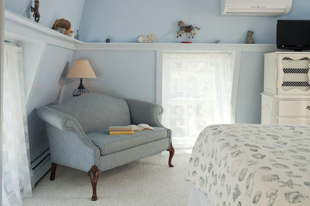 Blueberry Cove Inn - photo 14