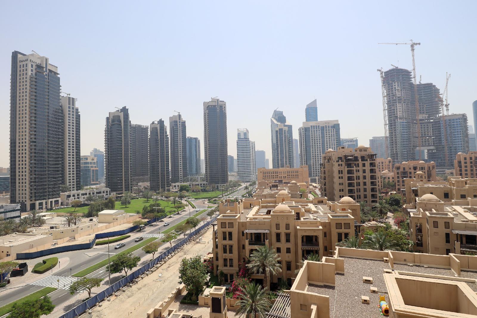 Downtown Beautiful 1bed with outdoor garden — 4-Star Luxury Hotel in Dubai, United Arab Emirates