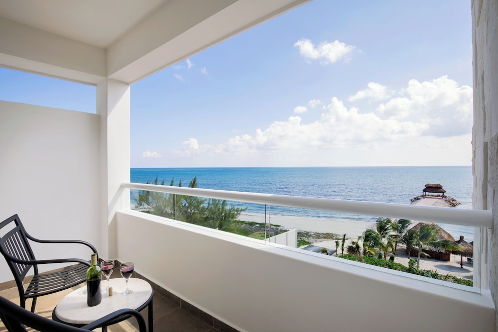 Beach/ocean view