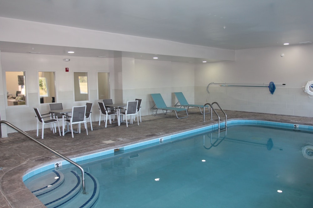 Holiday Inn Express & Suites Sweetwater by IHG - photo 18