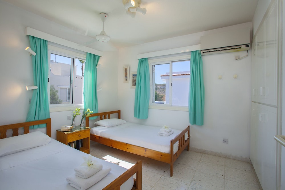 Protaras Annie Suite