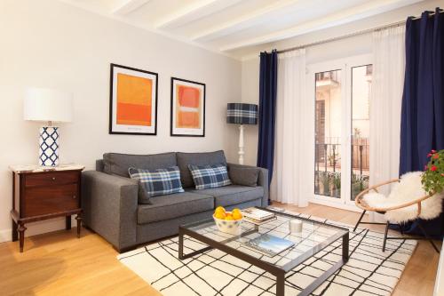 Click&Flat Stylish Torrijos — 4-Star Luxury Hotel in Barcelona, Spain