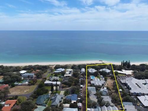 Escape to 39 at Cape View — hotel in Busselton
