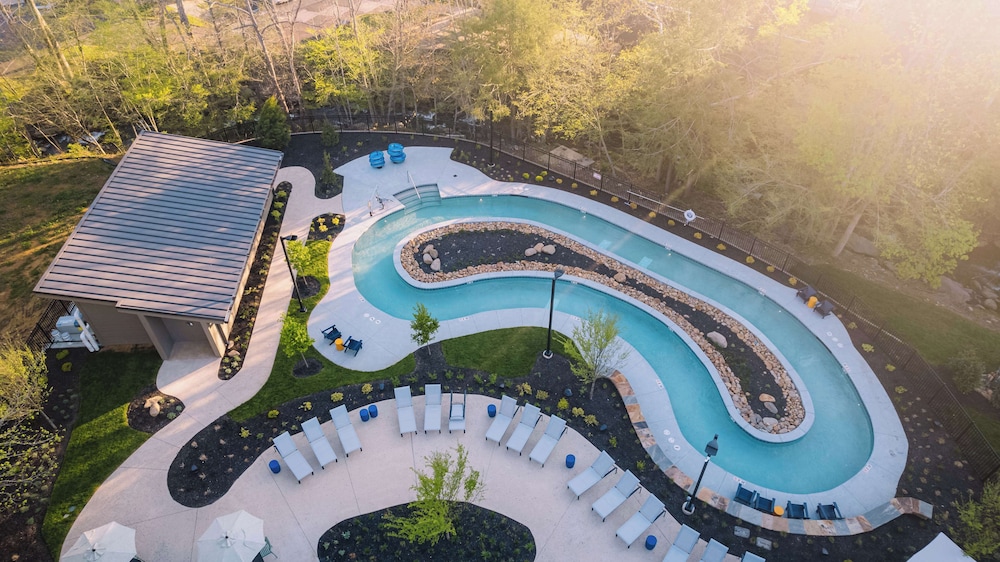 Embassy Suites by Hilton Gatlinburg Resort - photo 48