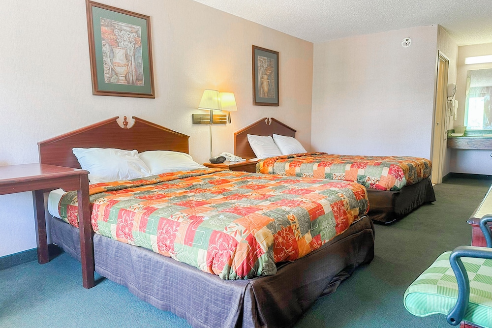 Oyo Hotel East Macon I 75 - photo 13