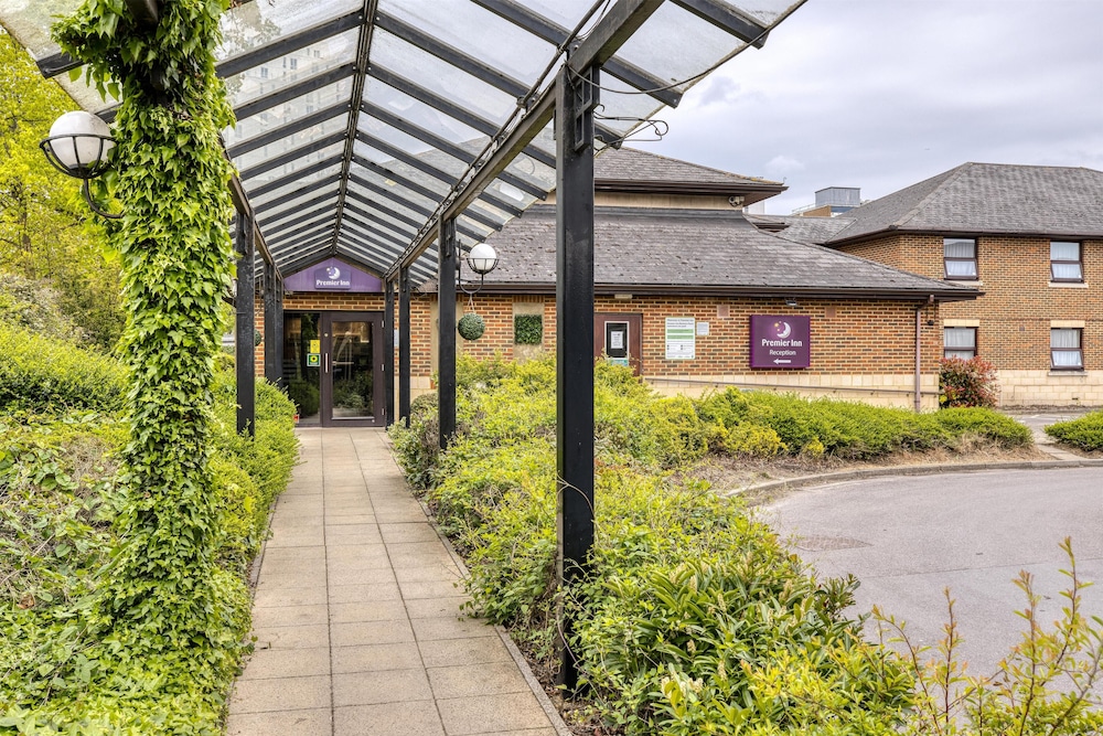 Premier Inn Bracknell Central — Bracknell
