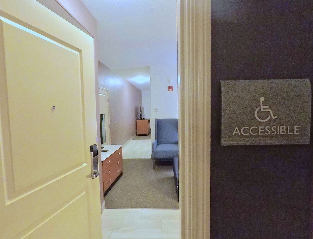 Hilton Garden Inn Des Moines West - photo 38
