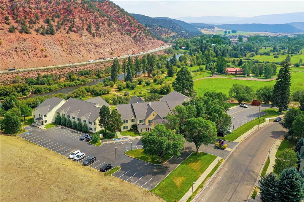 Comfort Inn & Suites Carbondale on the Roaring Fork - photo 10