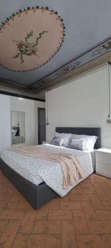 Guest House Palazzo Buoninsegni — 4-Star Luxury Hotel in Colle Di Val D'elsa, Italy