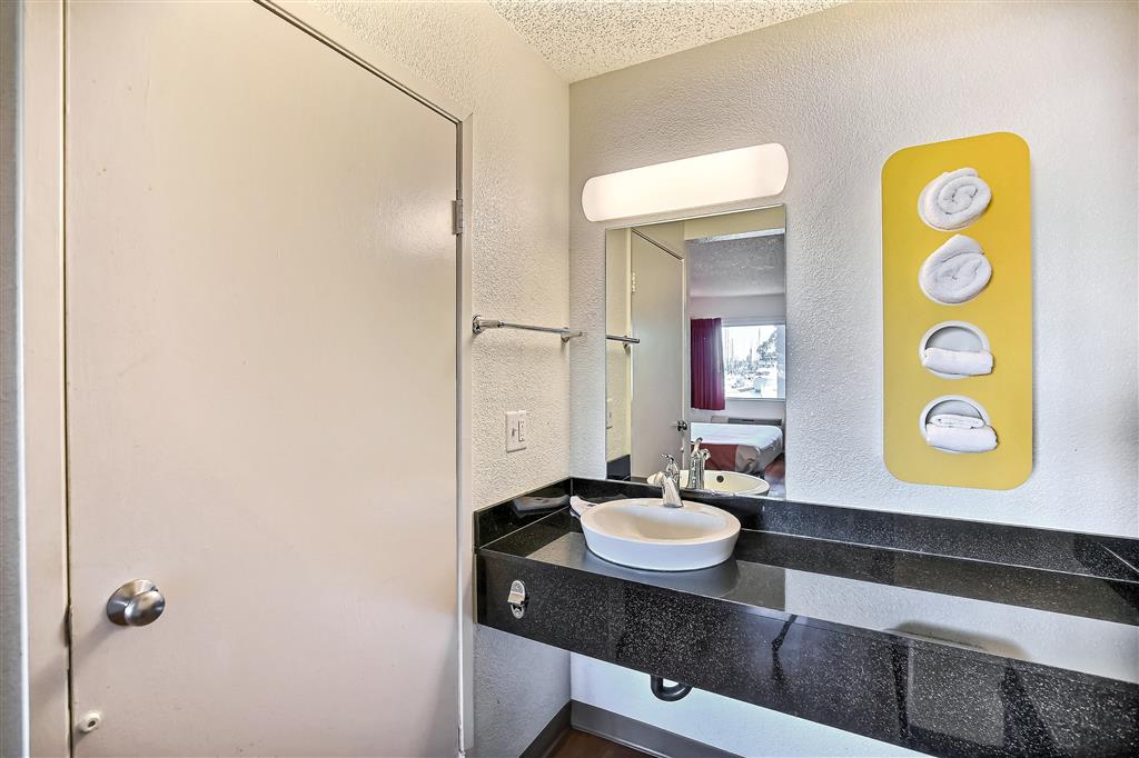 Motel 6 Oakland CA Embarcadero - photo 15