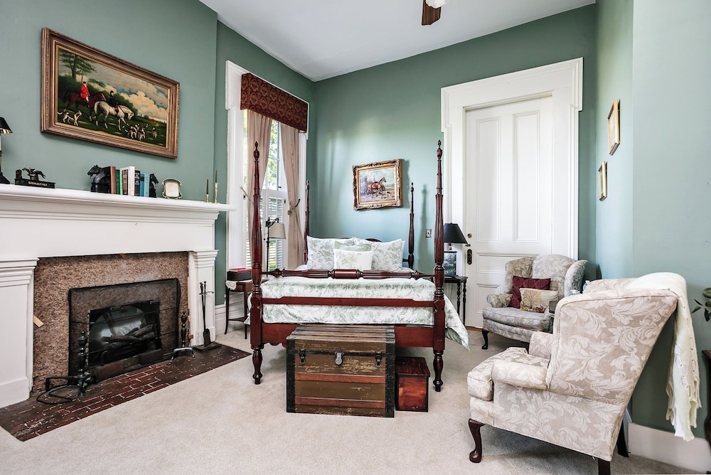 Historic Maple Hill Manor - photo 10