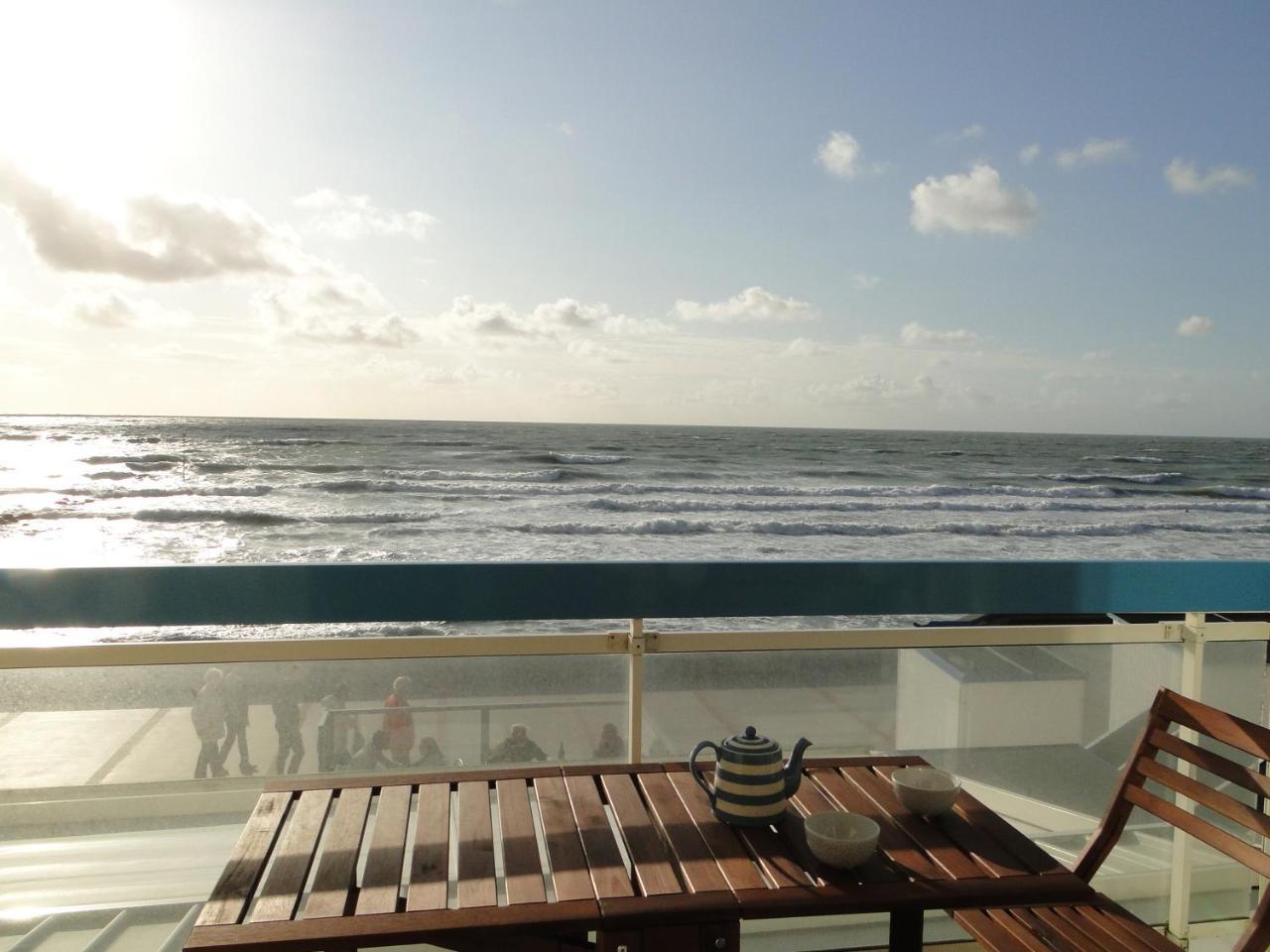 Les Pieds Dans L'eau — hotel in Wimereux