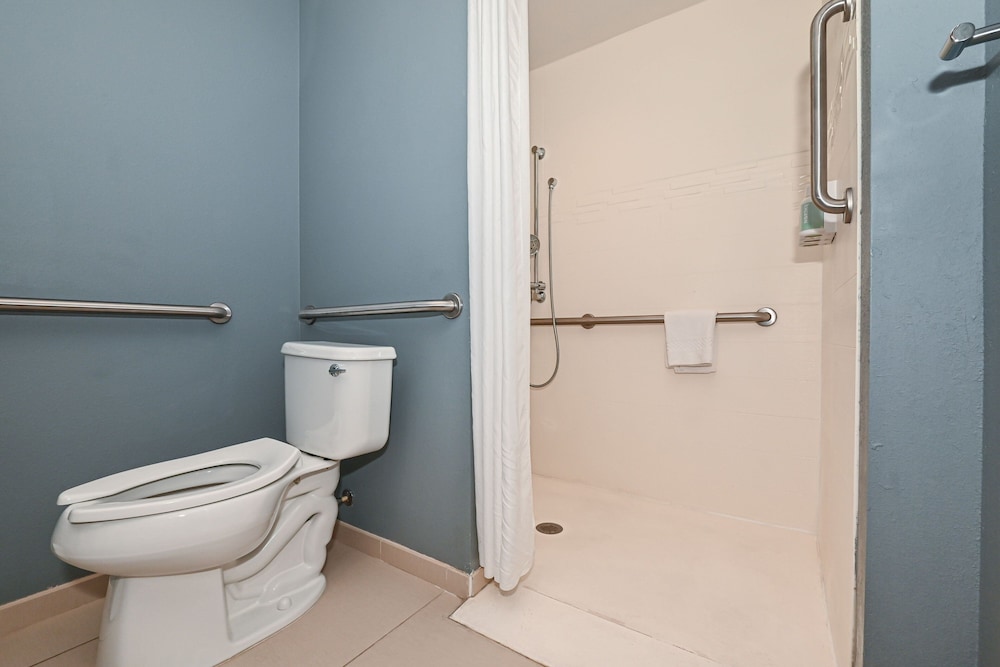 Residence Inn by Marriott Myrtle Beach Oceanfront - photo 31