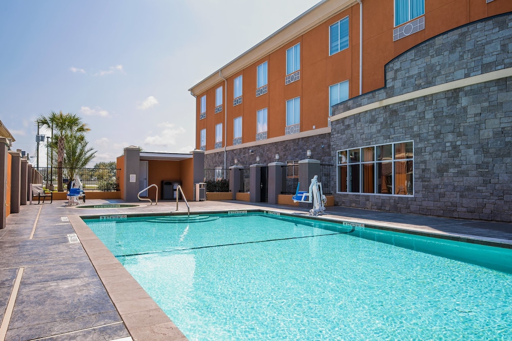 Holiday Inn Express Hotel & Suites Clute Lake Jackson by IHG - photo 28
