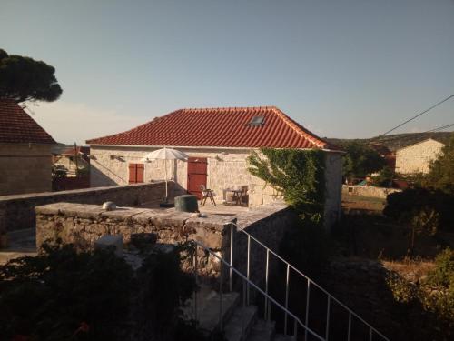 Makina — hotel in Nerezisce