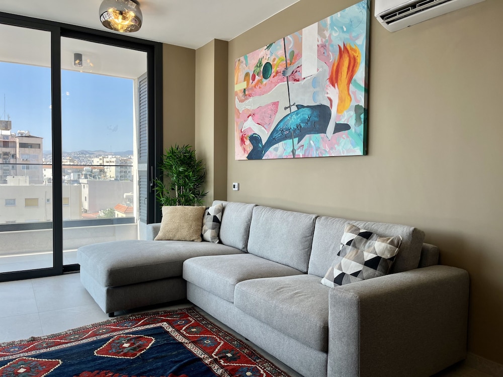 STAY Mouson View Apartment — 4-Star Luxury Hotel in Limassol, Cyprus