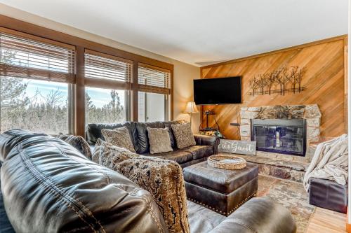 Seventh Mountain Resort Unit 713 - last minute hotel in Bend