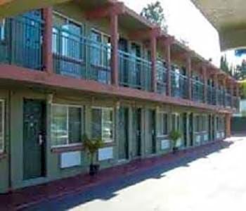 Sequoia Inn - photo 9