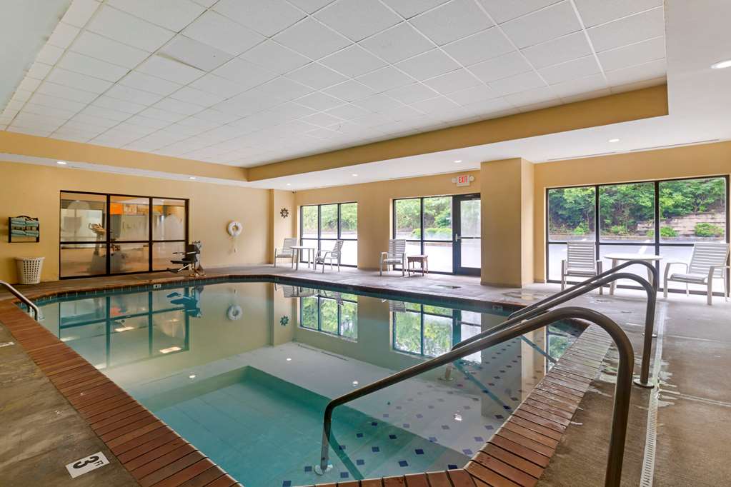 Comfort Suites Kingsport South - photo 18
