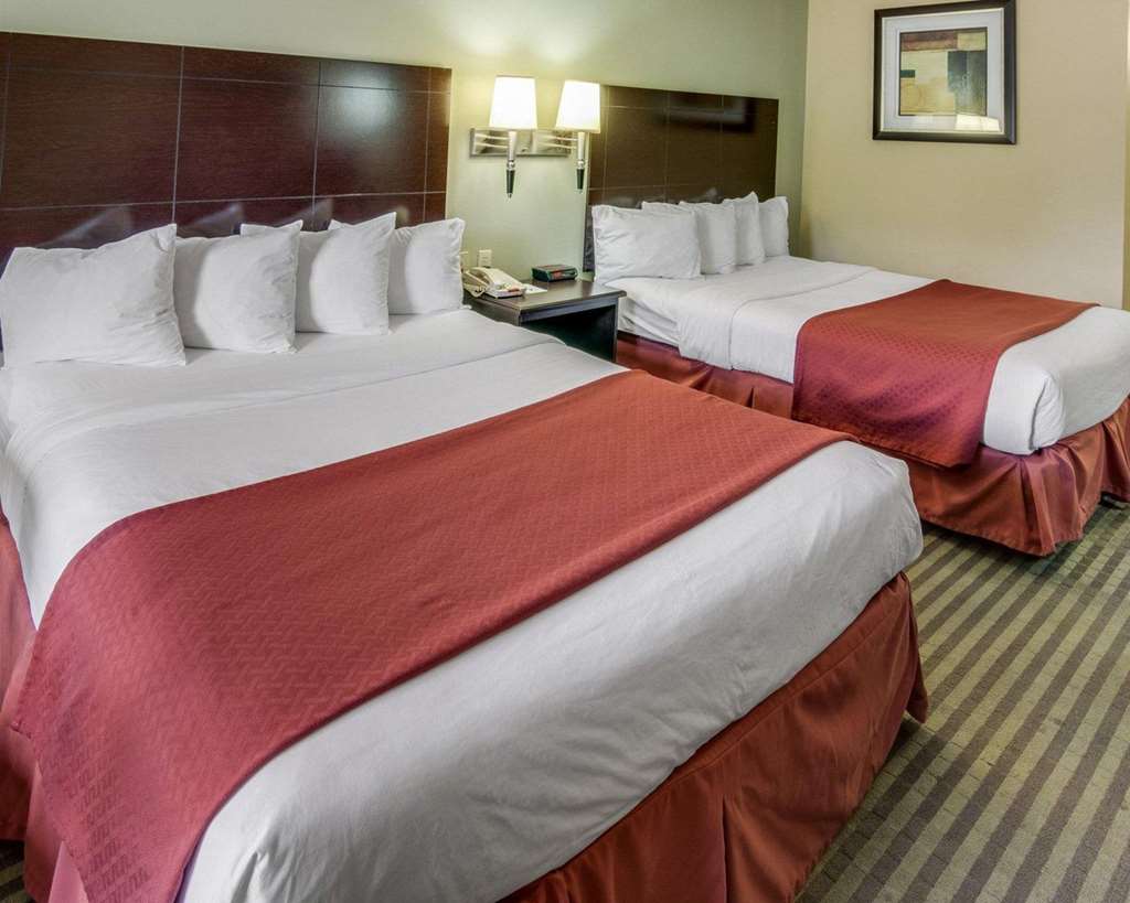 Quality Inn Mt. Pleasant - photo 9