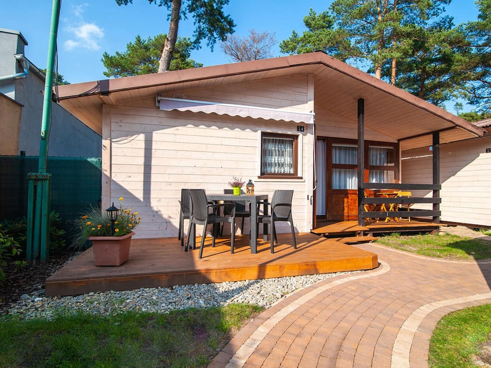 Holiday Cottages Sauna Whirlpool Mrzezyno — hotel in Trzebiatow