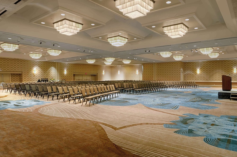 DoubleTree by Hilton Tulsa Downtown - photo 88