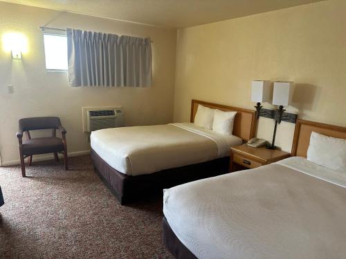 Big Bend Traveler's Inn - photo 5