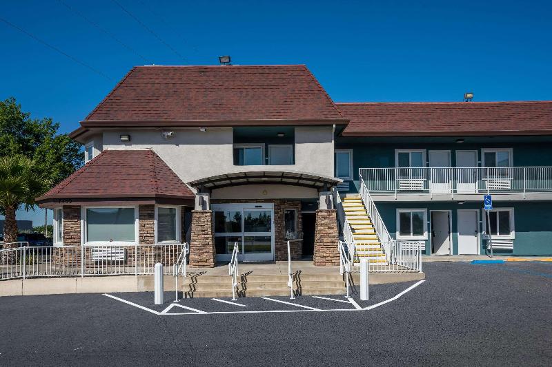 Quality Inn Elk Grove Sacramento - photo 5