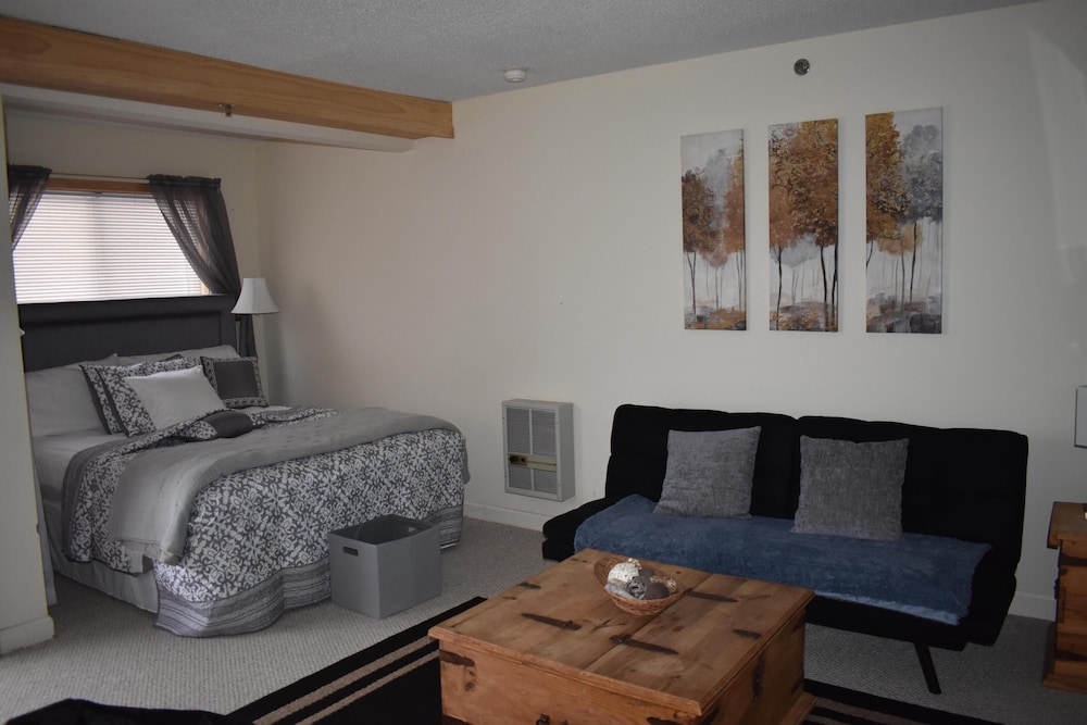 Sugar Ski & Country Club Unit 10 702 Bronze in Banner Elk, United States