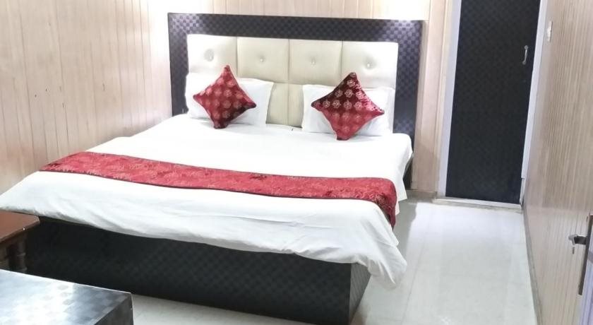 Hotel Shehnaz Inn Walking Distance for Golden Temple