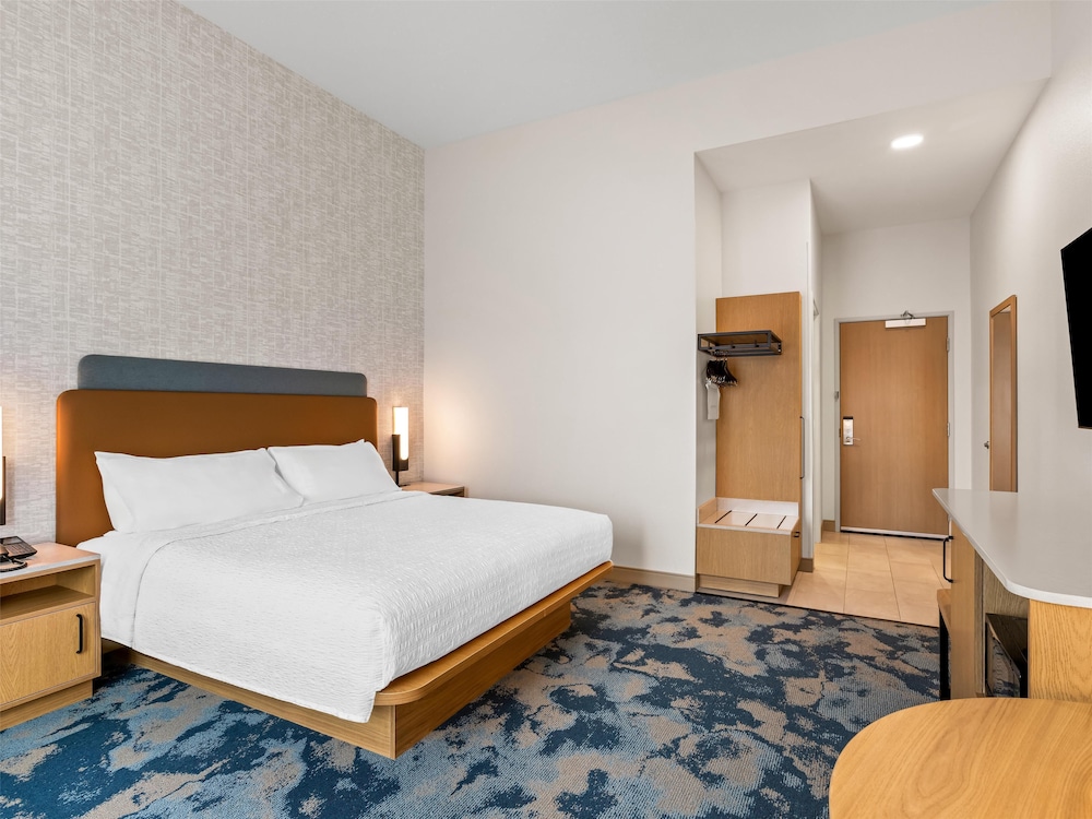 Hampton Inn by Hilton St Ignace Lakefront Mackinac - photo 14