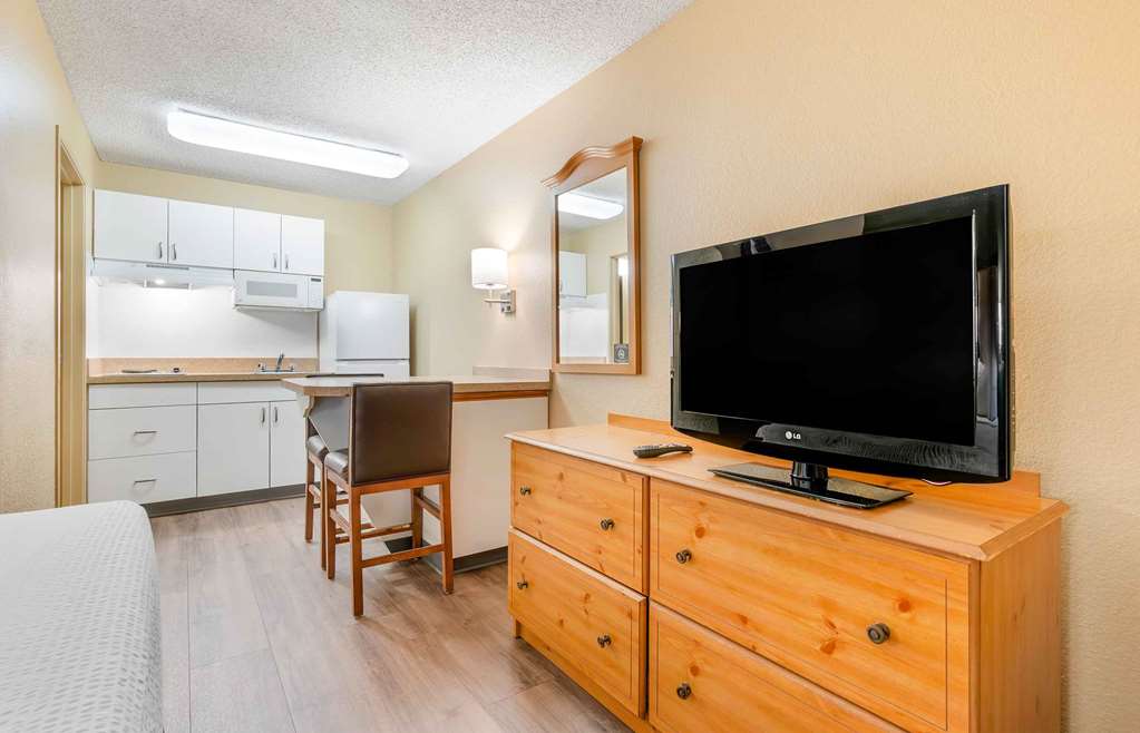 Extended Stay America Suites Portland Tigard - photo 10