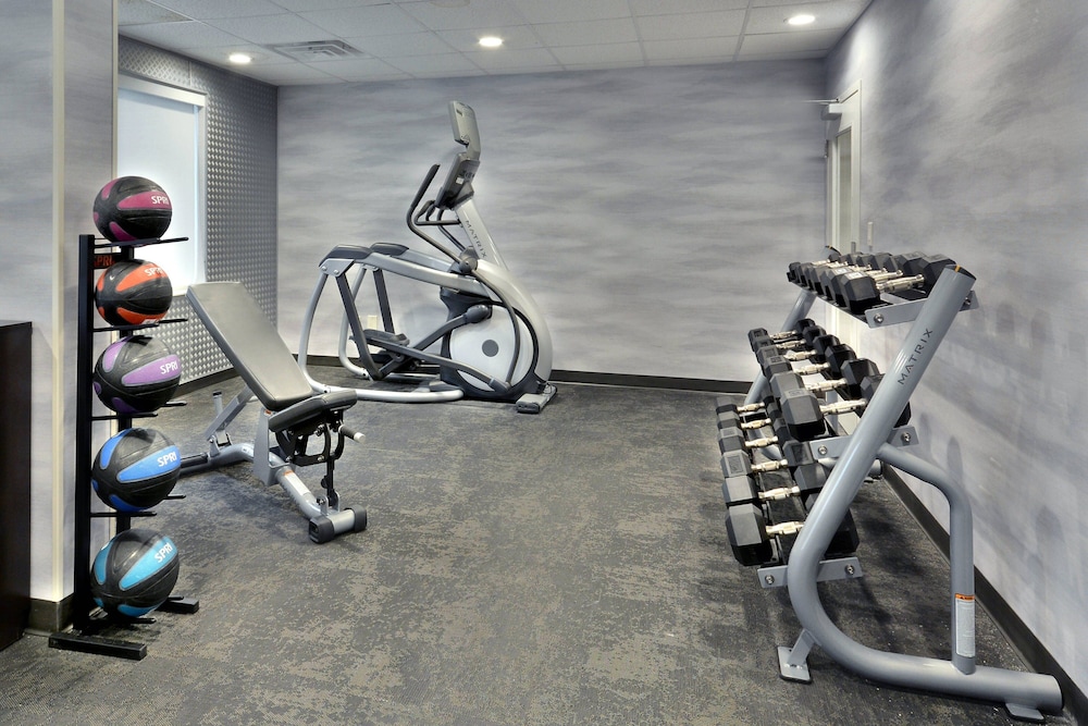 Fairfield Inn by Marriott Greensboro Airport - photo 19