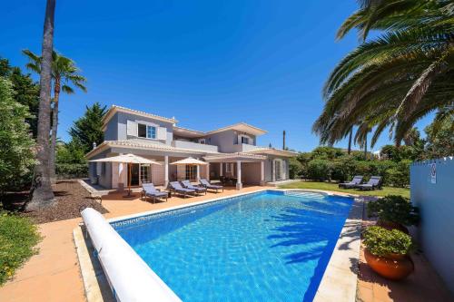 Casa Cegonha — 4-Star Luxury Hotel in Carvoeiro, Portugal