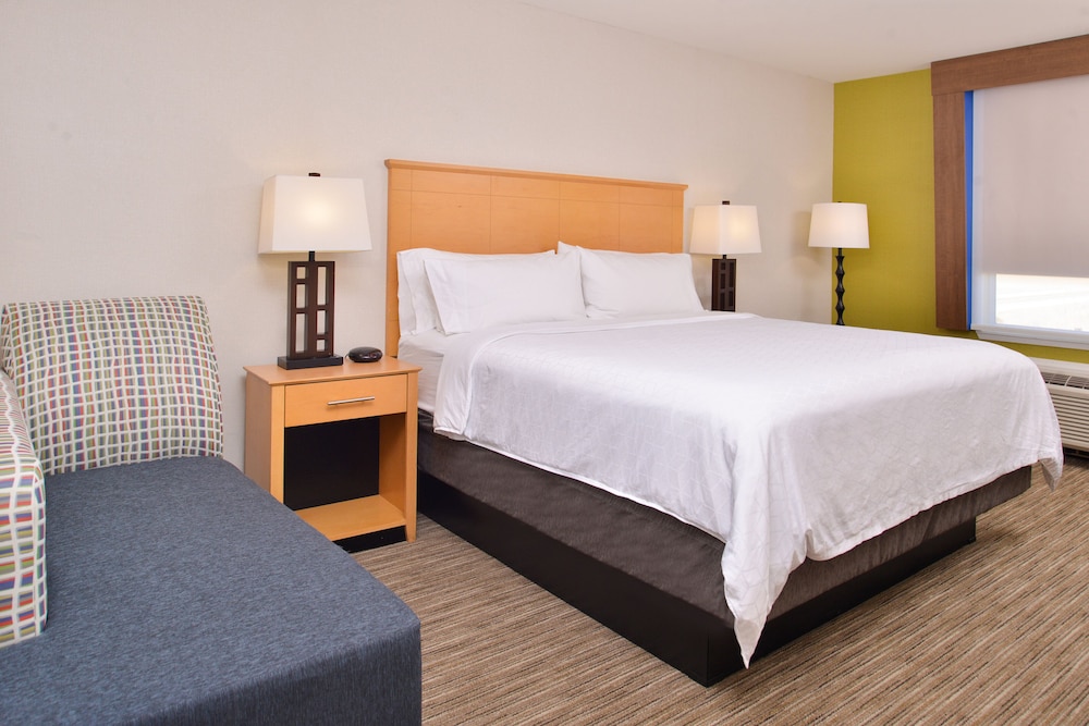 Holiday Inn Express Stockton Southeast by IHG - photo 10